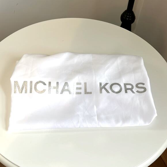 Michael Kors RARE Hamilton Studded Large Black Tote + MK Dust bag MSRP $558 EUC - Picture 15 of 16